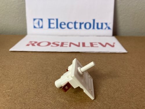 Rosenlew / Electrolux / Zanussi / Elektrohelios jääkaapin sisävalon kytkin. Malli esim.: RJVL1640